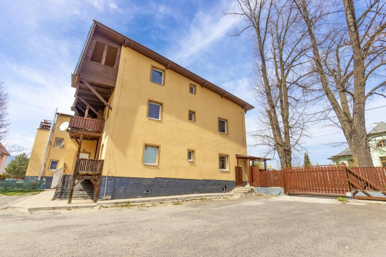 Apartman Hugo Veľký Slavkov Eksteriør billede