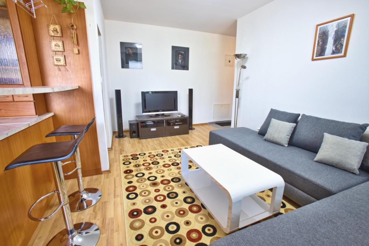 Apartman Hugo Veľký Slavkov Eksteriør billede