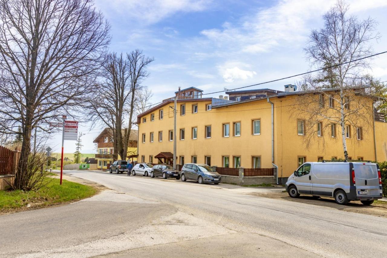 Apartman Hugo Veľký Slavkov Eksteriør billede