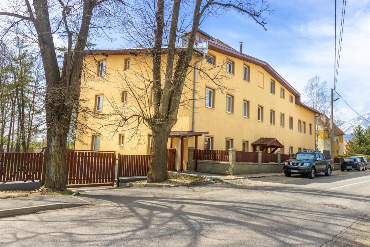 Apartman Hugo Veľký Slavkov Eksteriør billede