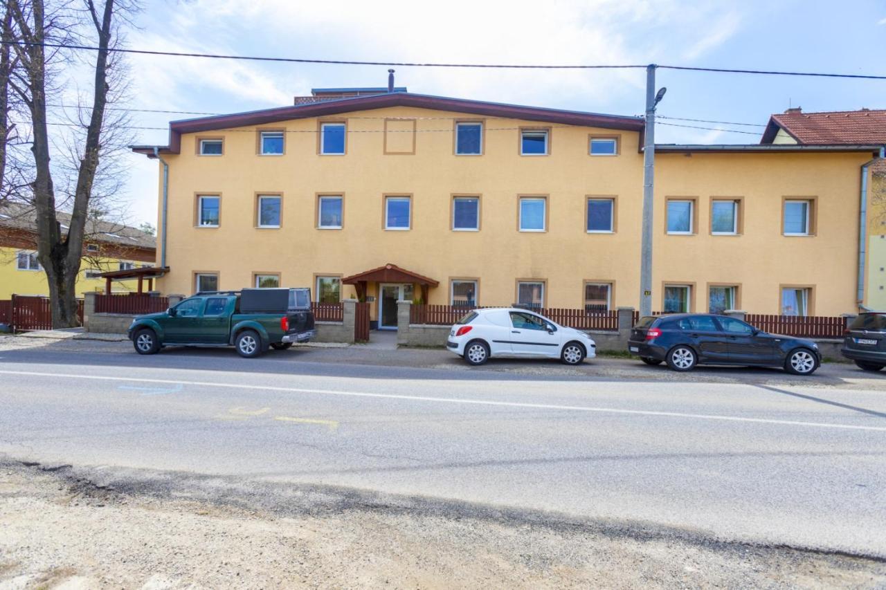Apartman Hugo Veľký Slavkov Eksteriør billede