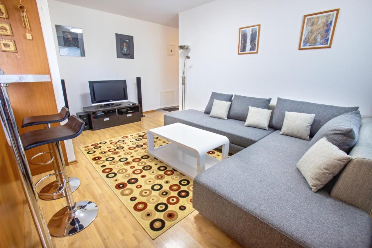 Apartman Hugo Veľký Slavkov Eksteriør billede